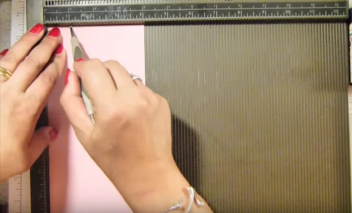 Hướng dẫn cách gấp hộp bánh trung thu đơn giản tại nhà