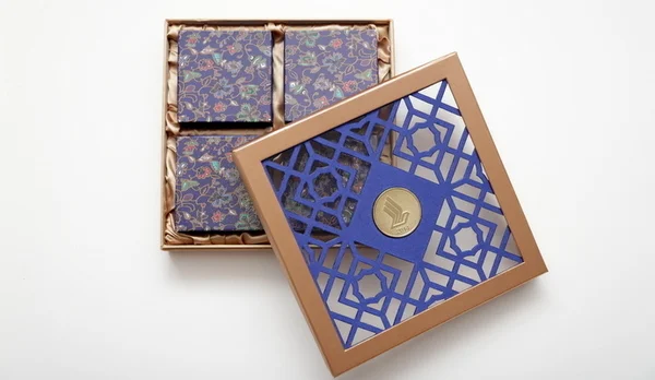 TOP 30+ impressive and creative yin-yang mooncake boxes