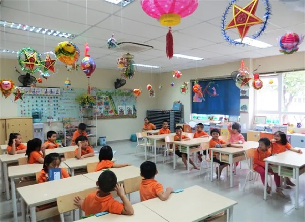 Hướng dẫn cách trang trí đèn Trung thu đẹp và bắt mắt phù hợp từng địa điểm