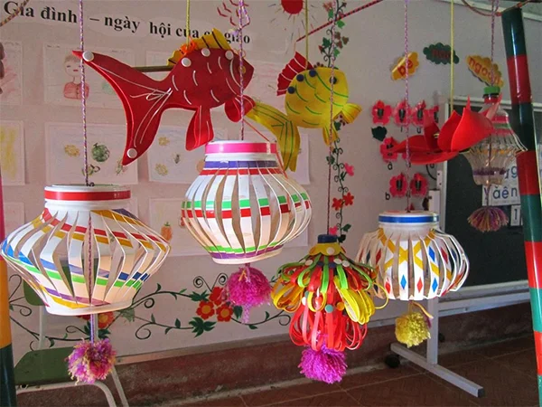 Hướng dẫn cách trang trí đèn Trung thu đẹp và bắt mắt phù hợp từng địa điểm