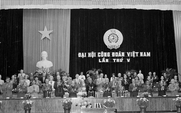 Đại hội Công đoàn Việt Nam lần thứ IV