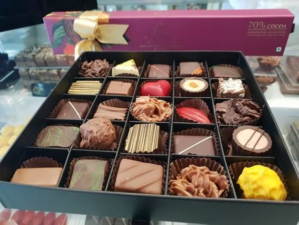 TOP 20+ mẫu hộp socola đẹp, ấn tượng và độc đáo nhất hiện nay