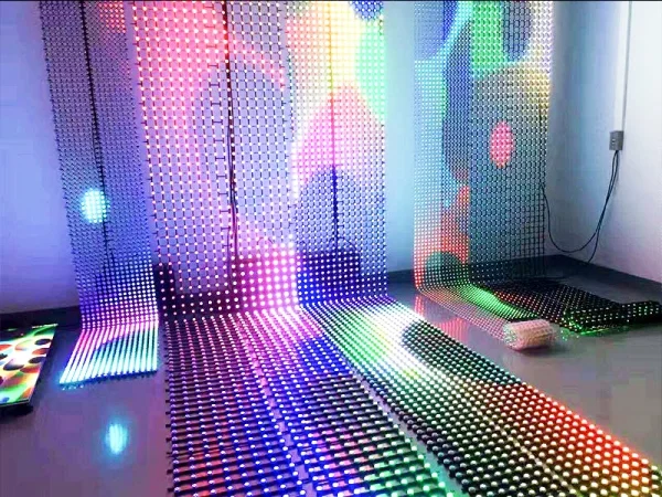 Màn hình LED là gì? So sánh màn hình LED trong nhà và ngoài trời