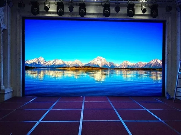 Tìm hiểu về màn hình LED P2 và ứng dụng trong cuộc sống
