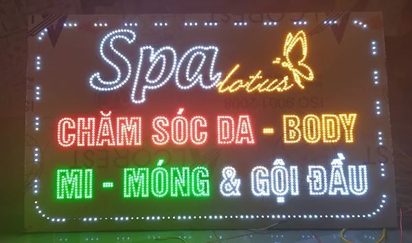 Tổng hợp những mẫu biển quảng cáo đẹp, sáng tạo và ấn tượng nhất