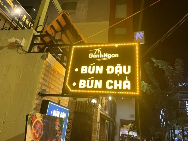 Tổng hợp những mẫu biển quảng cáo đẹp, sáng tạo và ấn tượng nhất