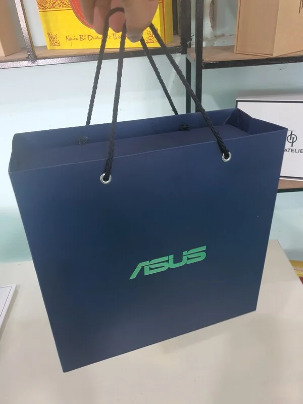 Printgo x ASUS: In hộp cứng nam châm đựng mật ong sang trọng, cao cấp