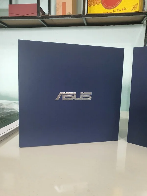 Printgo x ASUS: In hộp cứng nam châm đựng mật ong sang trọng, cao cấp