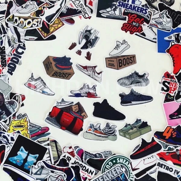 Sticker là gì? Ưu điểm và ứng dụng của sticker trong quảng cáo Sticker dán giày
