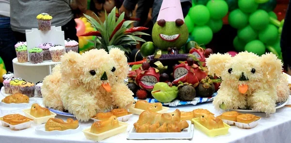 Trang trí trung thu lớp học bằng mâm ngũ quả