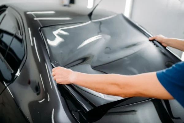 Địa chỉ in decal dán kính theo yêu cầu ở Hà Nội