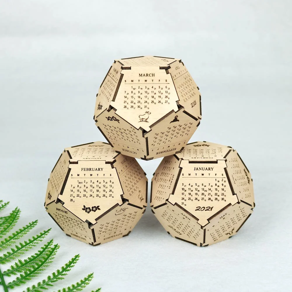 Mẫu lịch gỗ 12 mặt 
