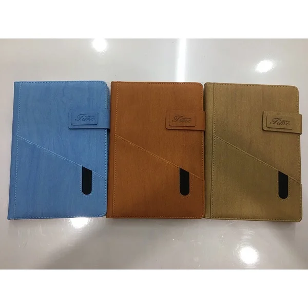 Kích thước, màu sắc được công ty sản xuất sổ tay thực hiện theo yêu cầu của khách hàng