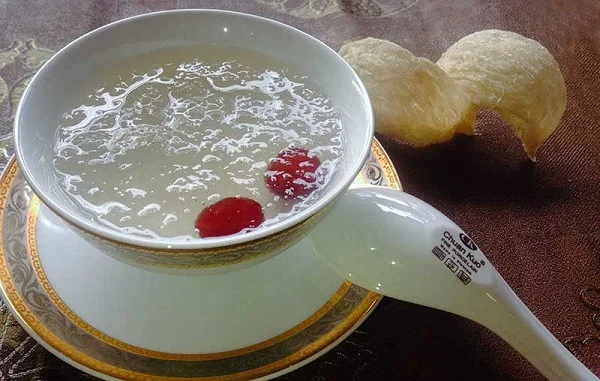 Món yến chưng đường phèn