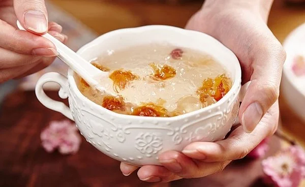 Tiết lộ sự thật về ăn yến sào nhiều có tốt không?