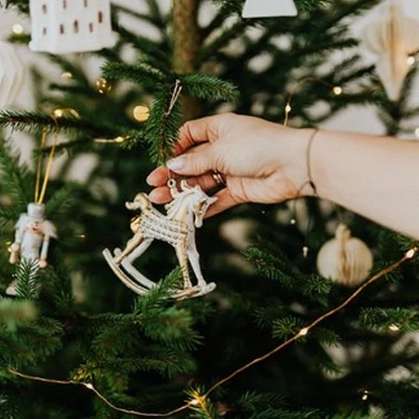 Mẫu trang trí cây thông Noel