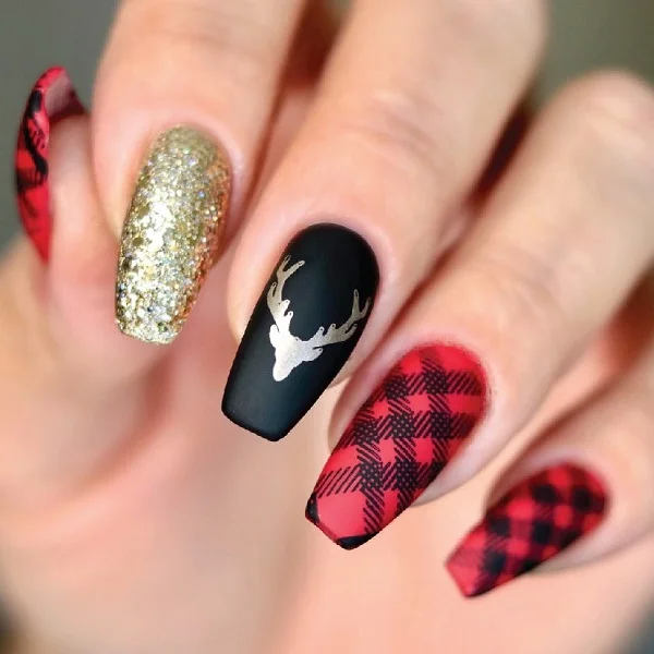 Mẫu nail Noel 2021