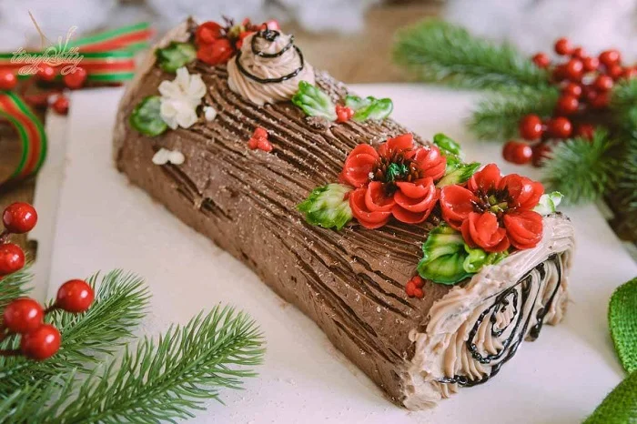 Bánh khúc cây là món ăn noel truyền thống tưởng nhớ nghi lễ Yule
