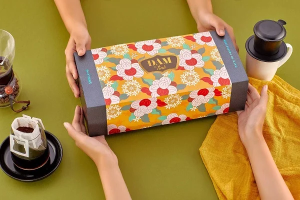 Hộp cafe làm quà tặng khách hàng, đối tác