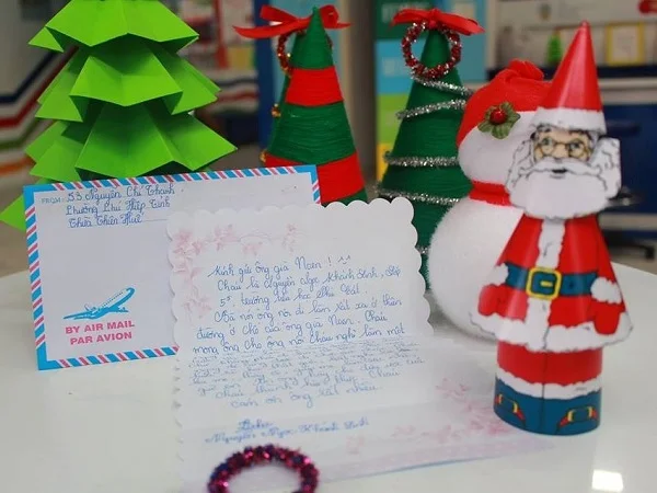 Mẫu thư gửi ông già Noel
