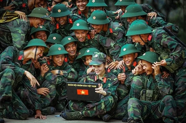 Những lời chúc hay ngày 22/12 dành cho bố làm trong quân đội