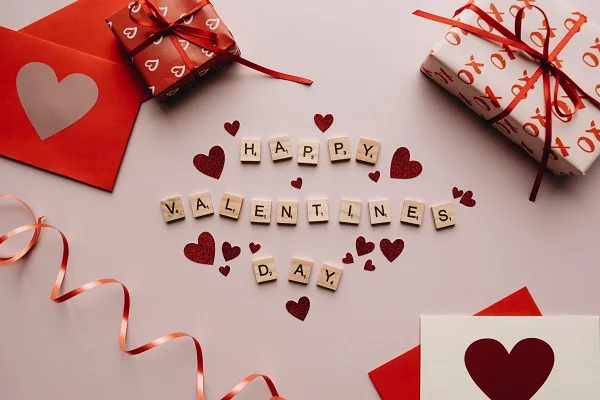 14/2 là ngày gì? Ai tặng quà cho ai vào ngày lễ này?
