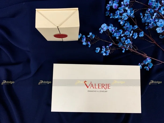 Valerie và Printgo: Thiết kế và in hộp đựng trang sức quy cách độc đáo, sang trọng