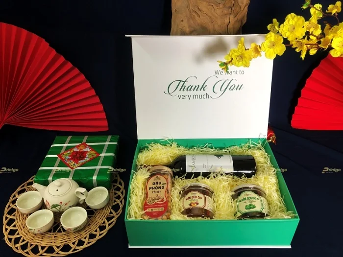 Vietcombank Ninh Thuận và Printgo: Thiết kế và in hộp quà tết tô đậm phong cách thương hiệu