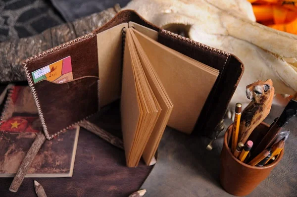 Hướng dẫn tự làm sổ tay bìa da handmade