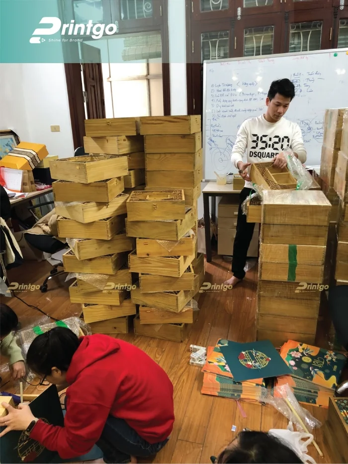 Max Group và Printgo: Sản xuất hộp quà tết bằng gỗ độc đáo, tạo dấu ấn thương hiệu
