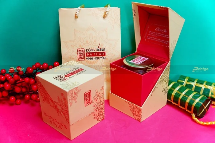 Hộp carton lạnh, kiểu dáng nam châm nắp lật, đựng đông trùng hạ thảo của thương hiệu Vĩnh Nguyên