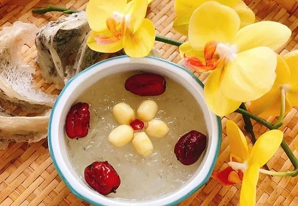 Tổ yến có tác dụng gì cho sức khỏe của mẹ bầu và trẻ nhỏ?