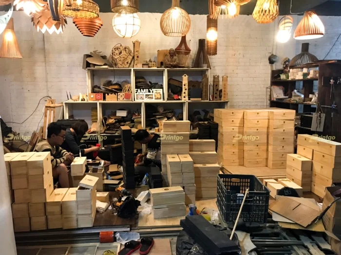 Bashkir Honey và Printgo: Sản xuất hộp đựng mật ong nhập khẩu bằng gỗ
