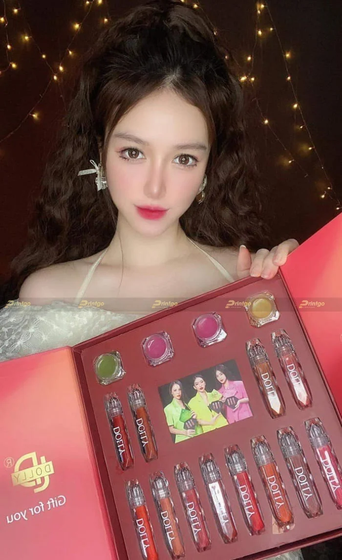 Dolly Comestic và Printgo: Thiết kế và in BST hộp đựng mỹ phẩm quy cách đặc biệt