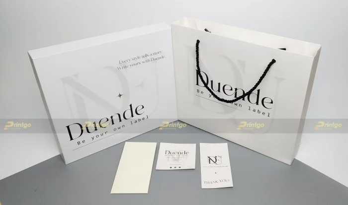 Duende và Printgo: In bộ bao bì sản phẩm quần áo thời trang cao cấp