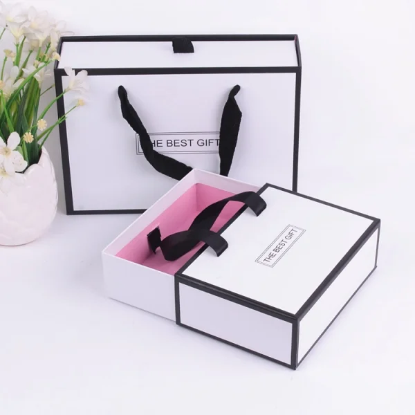 Giới thiệu 15+ mẫu in hộp giấy thời trang sang trọng, tạo ấn tượng với khách hàng