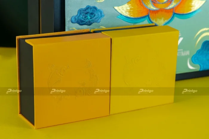 Bếp Hàng Không NCS và Printgo: Hộp bánh trung thu thêu đặc biệt dành tặng khách hàng cao cấp