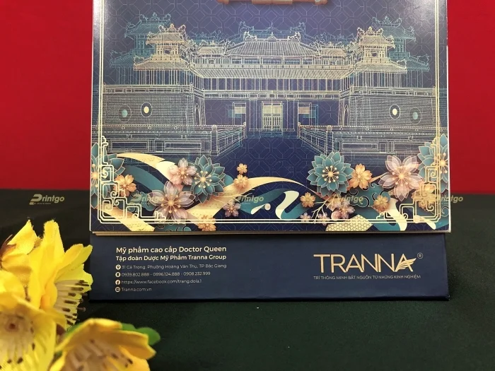 Tranna và Printgo: Thiết kế và in bộ ấn phẩm tết tri ân khách hàng của thương hiệu mỹ phẩm cao cấp