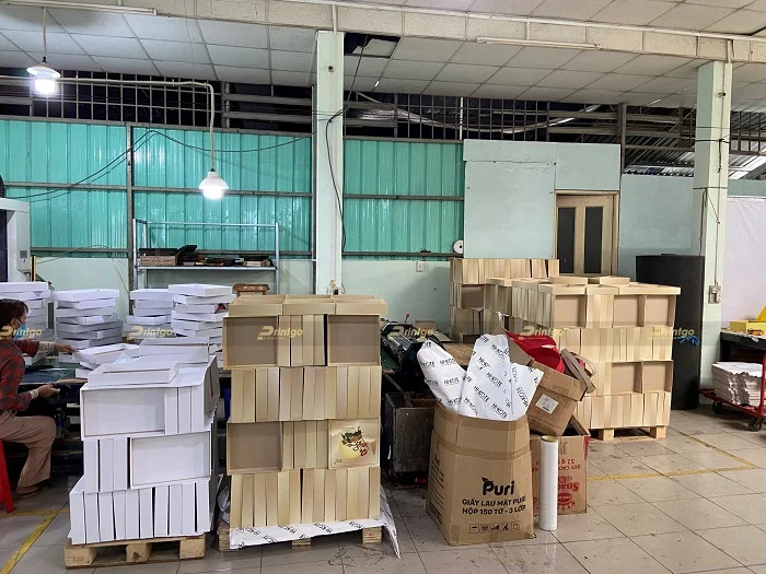 Hình ảnh xưởng sản xuất và gia công chuyên hộp cứng tại TP HCM của Printgo