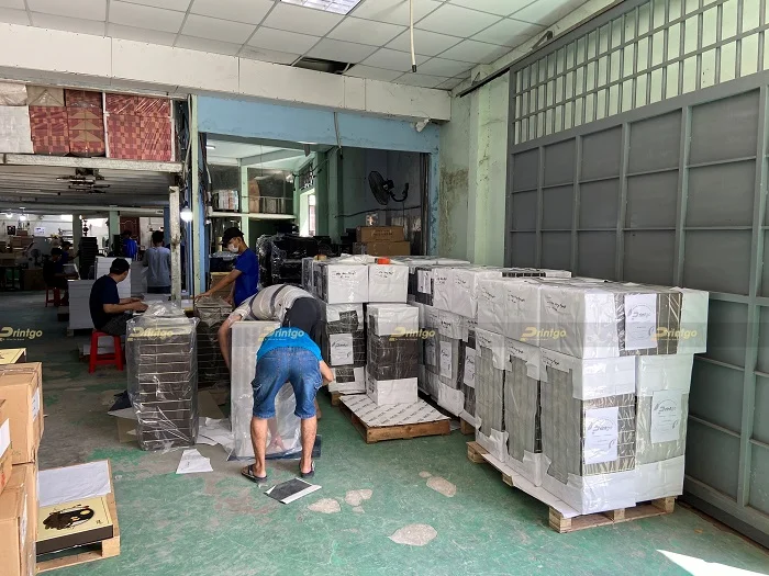 Hình ảnh xưởng sản xuất và gia công chuyên hộp cứng tại TP HCM của Printgo