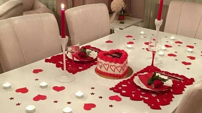 Hãy chuẩn bị 1 bữa tối lãng mạn cho 2 người vào ngày 20-10