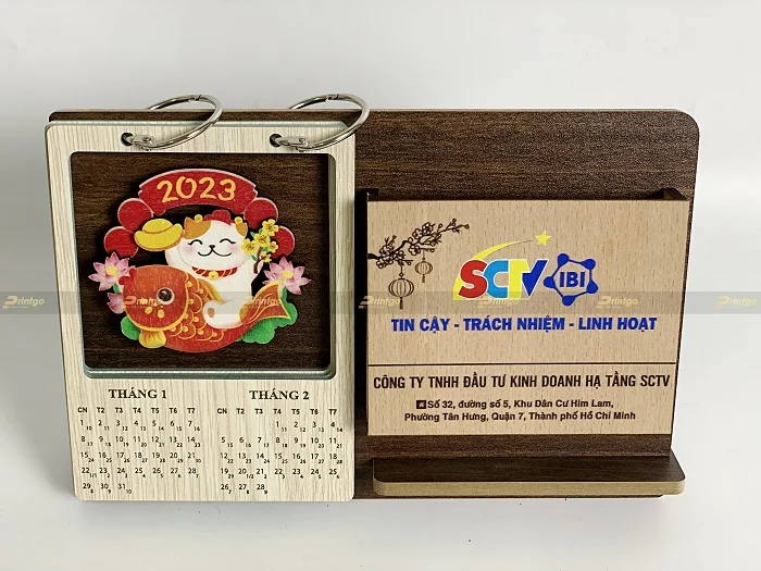 Lịch gỗ nhỏ gọn, tiện lợi và trang trí ở bất kỳ không gian nào
