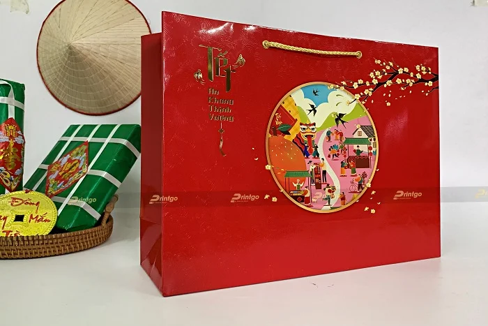 Túi giấy đựng hộp quà Phiên Chợ Tết