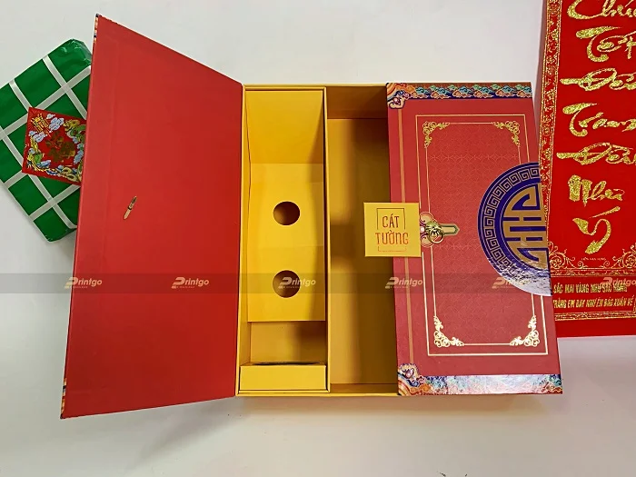 Khay định hình có chia vách ngăn đựng rượu