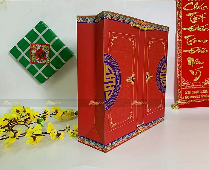 Túi giấy đựng hộp quà tết Xuân Cát Tường