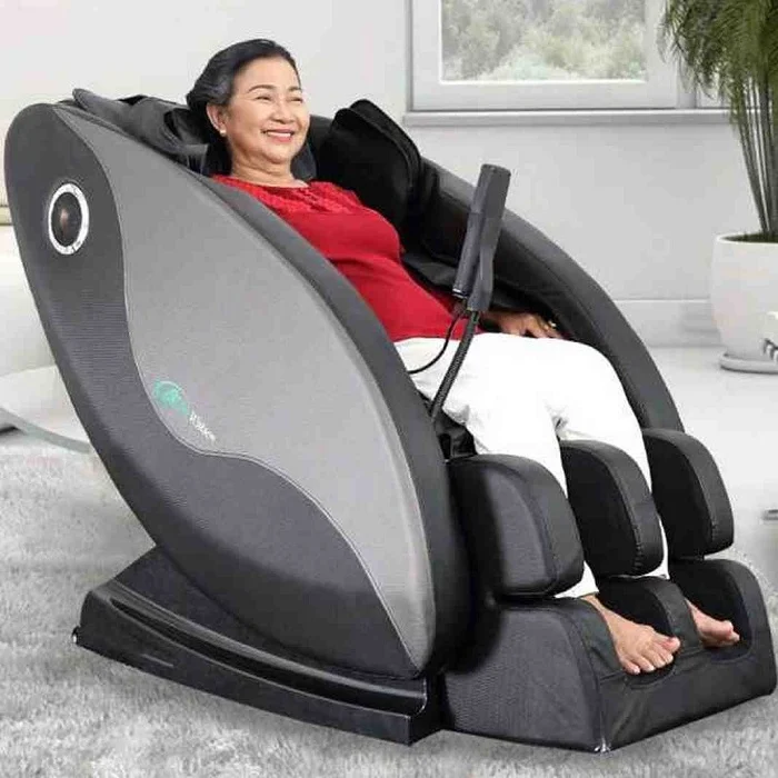 Bên cạnh đó, bạn có thể tặng mẹ ghế mát xa