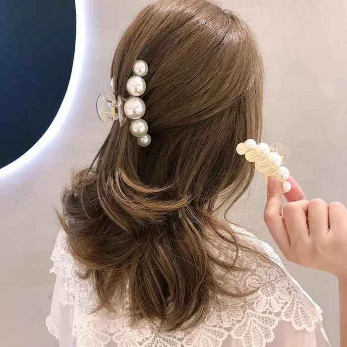 Lựa chọn tặng phụ kiện tóc cho cô giáo nhân dịp lễ Hiến chương nhà giáo Việt Nam