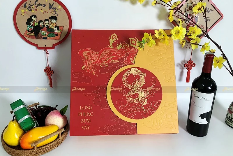 Long Phụng là hình ảnh chủ đạo trong thiết kế hộp quà tết Long Phụng Sum Vầy