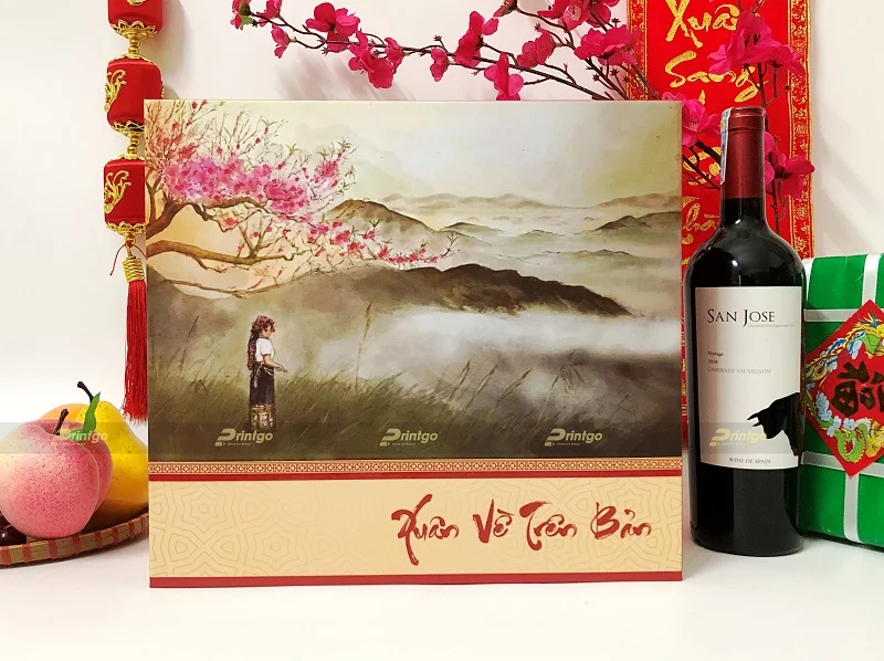 Hộp quà tết Xuân về trên Bản