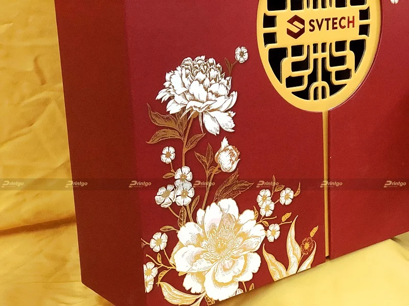Ép kim họa tiết hoa